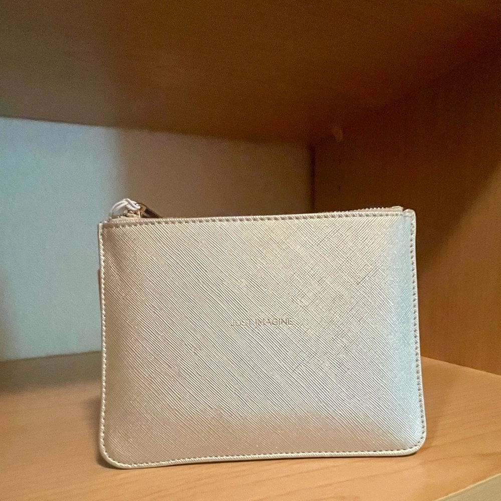 Estelle Bartlett small silver pouch.